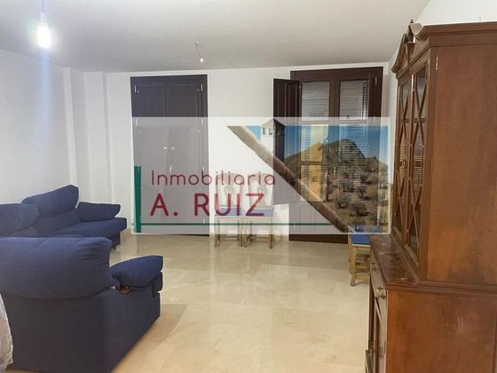 Foto 2 de Pis en venda a Priego de Córdoba de 3 habitacions amb balcó i ascensor