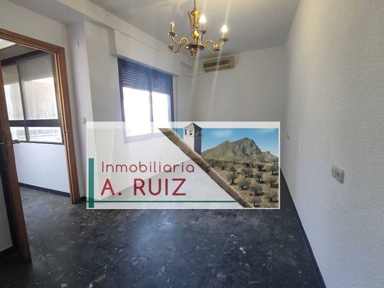 Foto 1 de Pis en venda a Priego de Córdoba de 2 habitacions amb balcó i ascensor