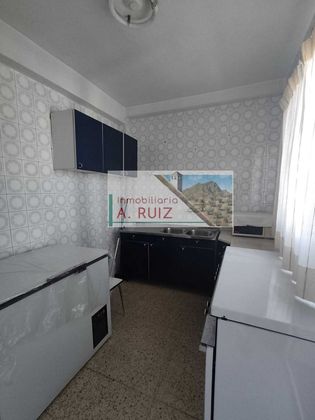 Foto 2 de Pis en venda a Priego de Córdoba de 3 habitacions amb terrassa i balcó