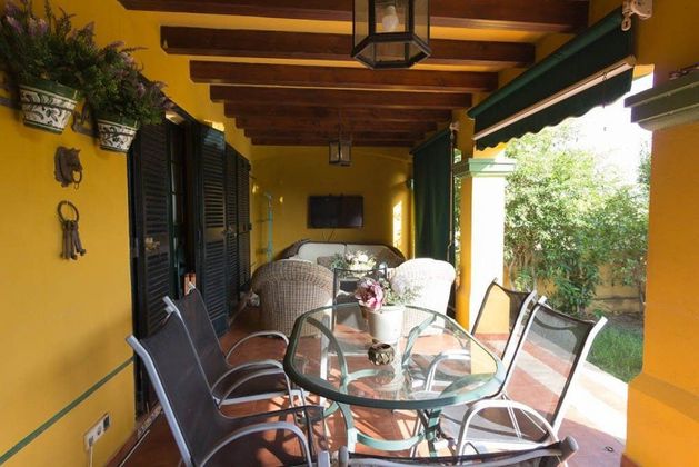 Foto 1 de Venta de chalet en Vistahermosa  - Fuentebravía de 5 habitaciones con terraza y piscina
