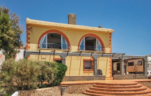 Foto 1 de Xalet en venda a Almerimar - Balerma - San Agustín - Costa de Ejido de 3 habitacions amb terrassa i jardí