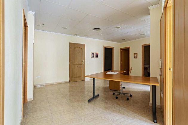 Foto 2 de Alquiler de oficina en Roquetas Centro con aire acondicionado