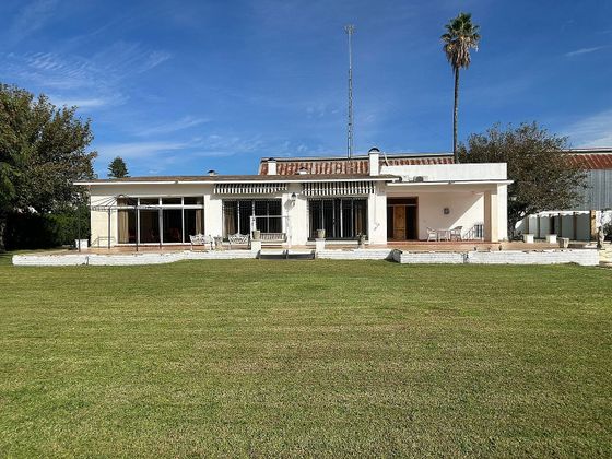 Foto 2 de Xalet en venda a Crevillet - Pinar Alto de 8 habitacions amb terrassa i piscina