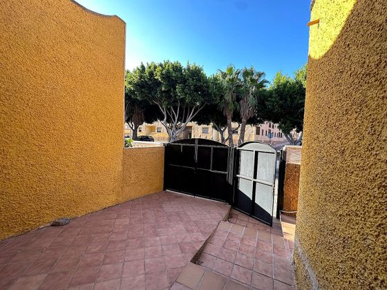 Foto 2 de Casa en venda a La Gangosa de 4 habitacions amb terrassa
