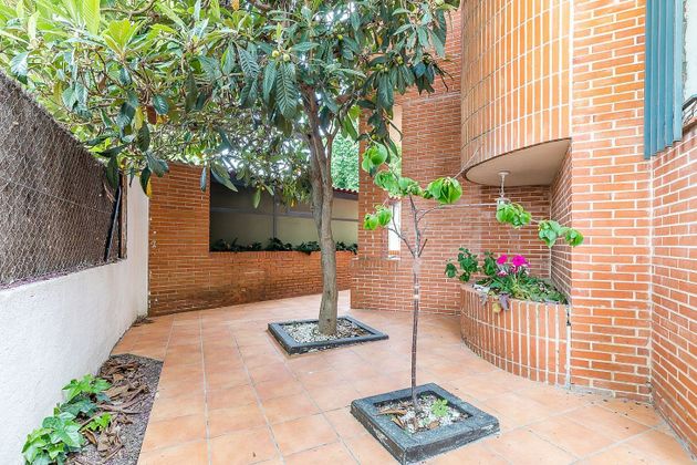 Foto 1 de Casa adossada en venda a Zona Estación de 4 habitacions amb terrassa i piscina