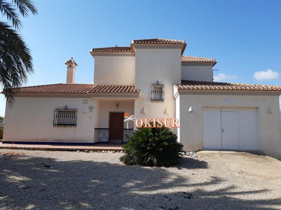 Foto 1 de Xalet en venda a Mojácar ciudad de 4 habitacions amb terrassa i garatge