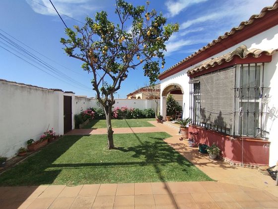 Foto 2 de Xalet en venda a Ctra Sanlúcar-Zona Cuatro Pinos de 3 habitacions amb terrassa i garatge
