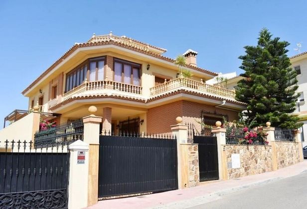 Foto 1 de Casa en venta en Huércal-Overa de 5 habitaciones con terraza y piscina