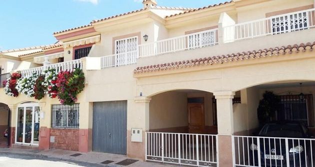 Foto 1 de Casa adossada en venda a Huércal-Overa de 4 habitacions amb terrassa i garatge