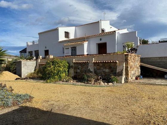 Foto 1 de Casa rural en venta en Huércal-Overa de 5 habitaciones con terraza y piscina