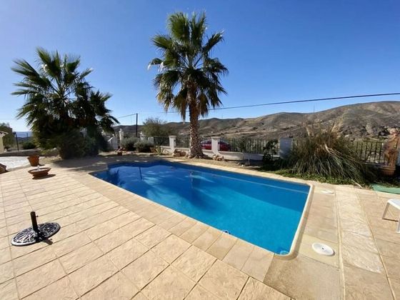 Foto 2 de Casa en venta en Huércal-Overa de 3 habitaciones con terraza y piscina