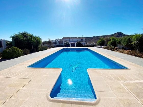 Foto 1 de Casa rural en venta en Huércal-Overa de 7 habitaciones con terraza y piscina