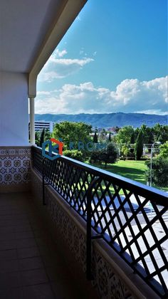 Foto 1 de Pis en venda a Ciudad Jardín - Zoco de 4 habitacions amb terrassa i piscina