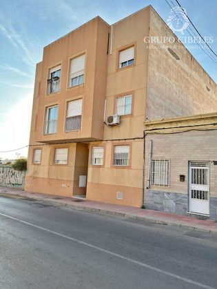 Foto 2 de Pis en venda a San Luis de 3 habitacions amb terrassa i aire acondicionat