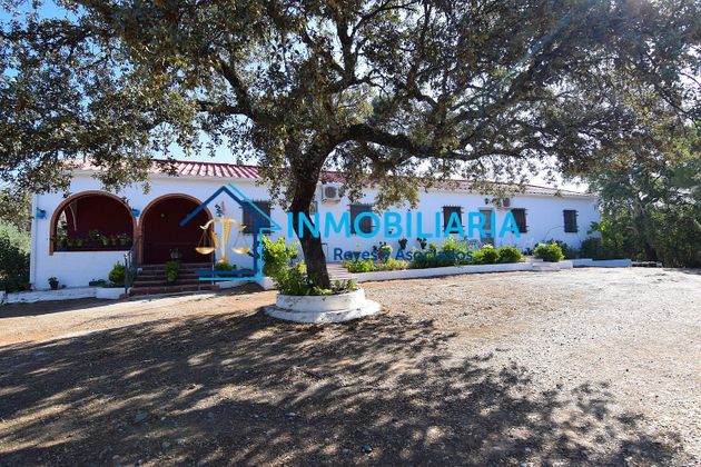 Foto 2 de Casa rural en venda a Villaviciosa de Córdoba de 7 habitacions amb piscina i aire acondicionat