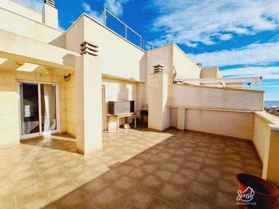 Foto 1 de Àtic en venda a Torrelamata - La Mata de 3 habitacions amb terrassa i balcó