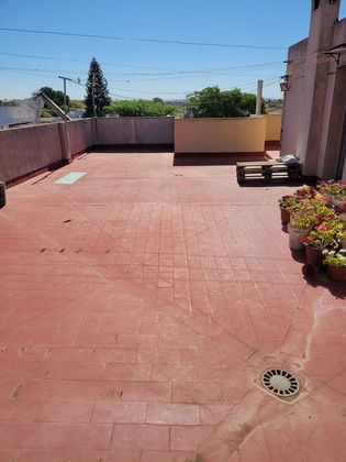 Foto 1 de Casa adossada en venda a paseo De Las Delicias de 6 habitacions amb terrassa i garatge