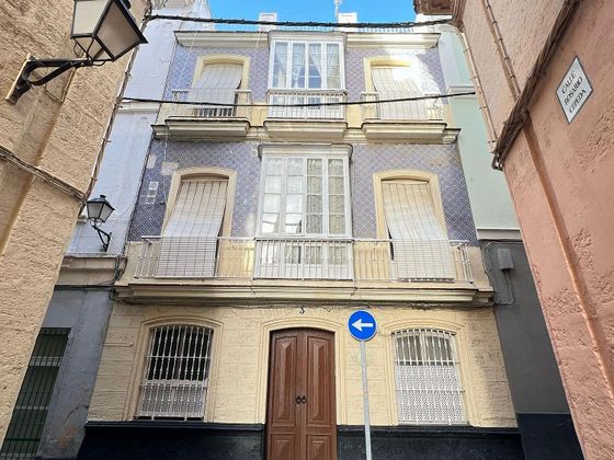 Foto 1 de Casa en venda a Centro Histórico - Plaza España de 7 habitacions amb terrassa i balcó
