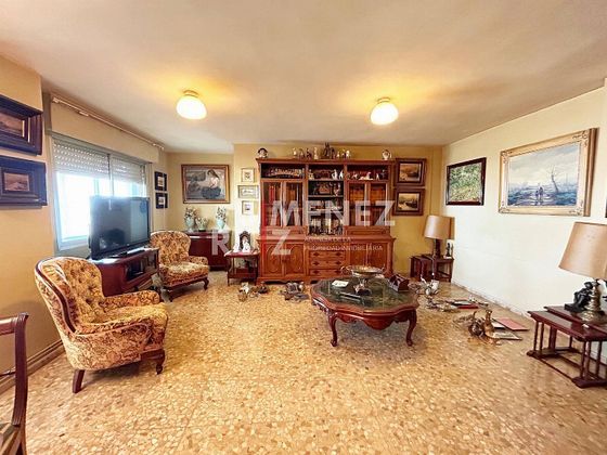 Foto 1 de Pis en venda a Zona Bahía Blanca de 5 habitacions amb terrassa i garatge