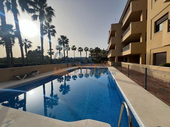 Foto 1 de Pis en venda a avenida De la Marina de 2 habitacions amb terrassa i piscina