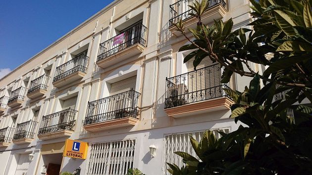 Foto 1 de Pis en venda a avenida Almeria de 3 habitacions amb terrassa i balcó