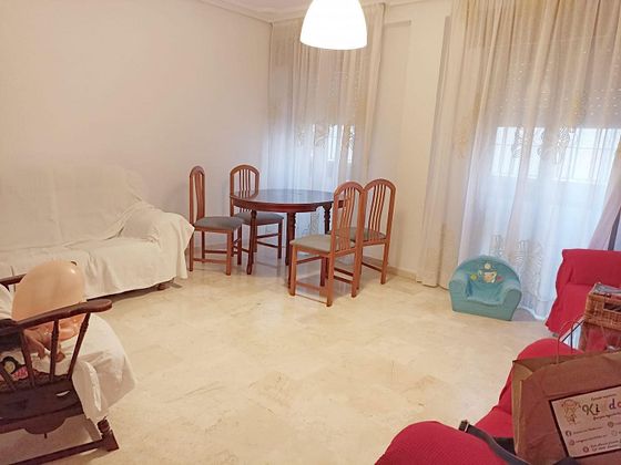 Foto 1 de Pis en venda a Ollerías - San Cayetano de 3 habitacions amb garatge i ascensor