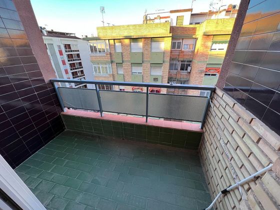 Foto 1 de Pis en venda a Ollerías - San Cayetano de 5 habitacions amb terrassa i garatge