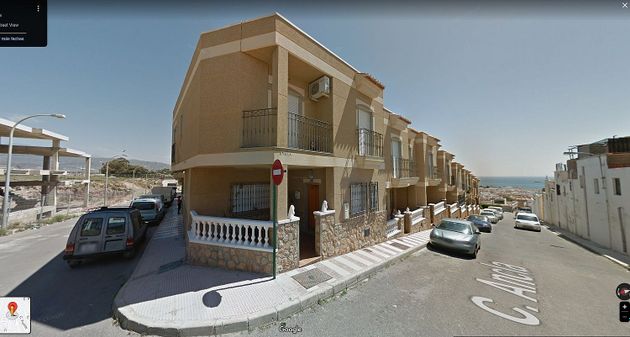 Foto 1 de Casa adossada en venda a calle Ancla de 4 habitacions amb terrassa i garatge