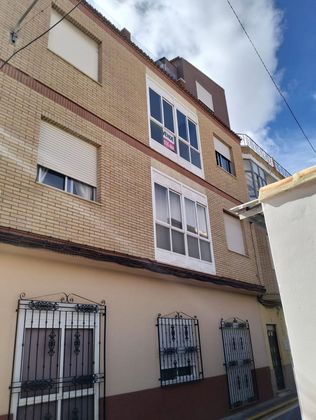 Foto 2 de Pis en venda a calle Melchor Ballesta de 3 habitacions i 76 m²