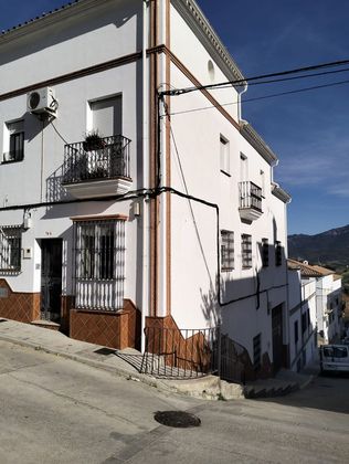 Foto 1 de Piso en venta en calle Teniente Trujillo de 3 habitaciones con terraza