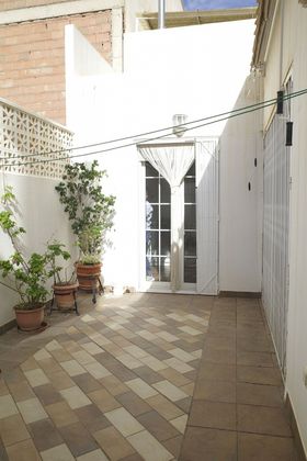Foto 2 de Venta de chalet en calle Tierno Galvan de 4 habitaciones con terraza y calefacción