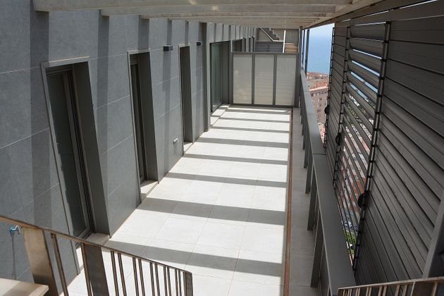 Foto 2 de Àtic en venda a calle Abogado de Oficio de 3 habitacions amb terrassa i piscina