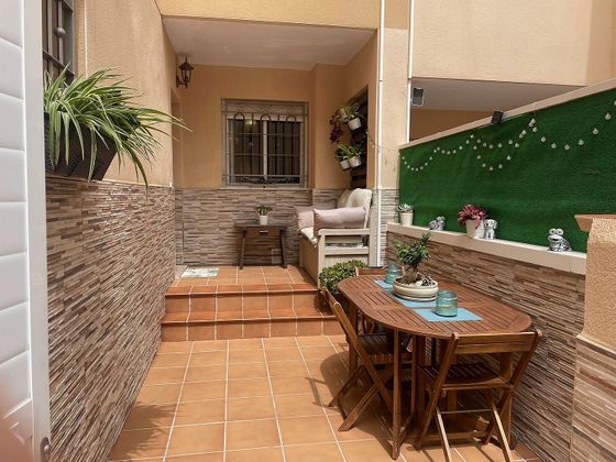 Foto 2 de Casa en venta en Huércal de Almería de 4 habitaciones con garaje y balcón