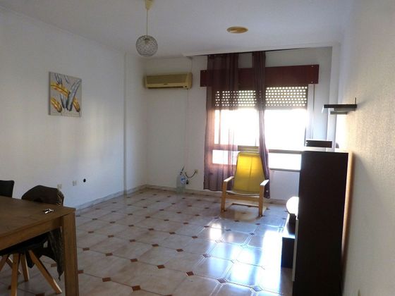Foto 2 de Casa en venta en La Cañada-Costacabana-Loma Cabrera-El Alquián de 3 habitaciones con terraza y aire acondicionado