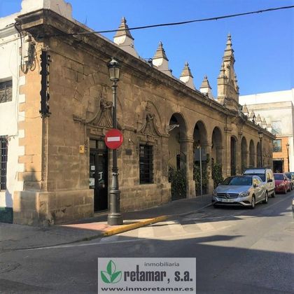Foto 1 de Edifici en venda a Centro - Puerto de Santa María (El) de 1480 m²