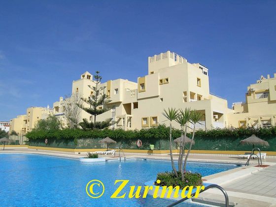 Foto 1 de Venta de ático en avenida Playa Serena de 2 habitaciones con terraza y piscina