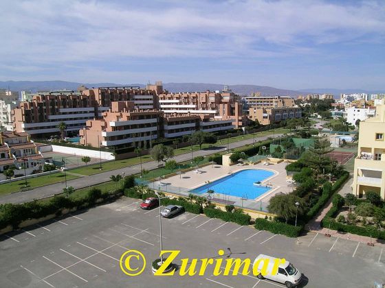 Foto 2 de Venta de ático en avenida Playa Serena de 2 habitaciones con terraza y piscina