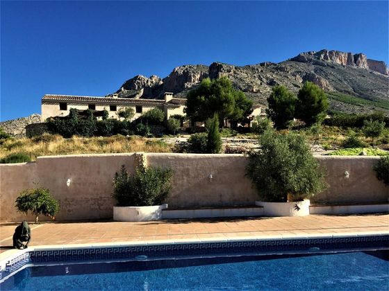 Foto 2 de Casa rural en venda a Vélez-Rubio de 8 habitacions amb terrassa i piscina
