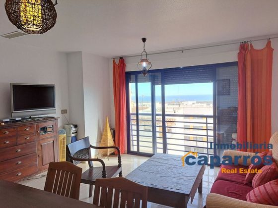 Foto 1 de Pis en venda a Puerto de Garrucha de 2 habitacions amb terrassa i garatge