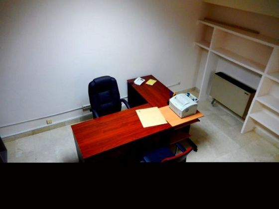 Foto 2 de Oficina en venda a Zona Centro amb aire acondicionat i ascensor