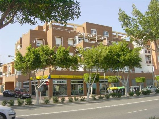 Foto 1 de Local en venda a avenida Del Mediterraneo de 169 m²