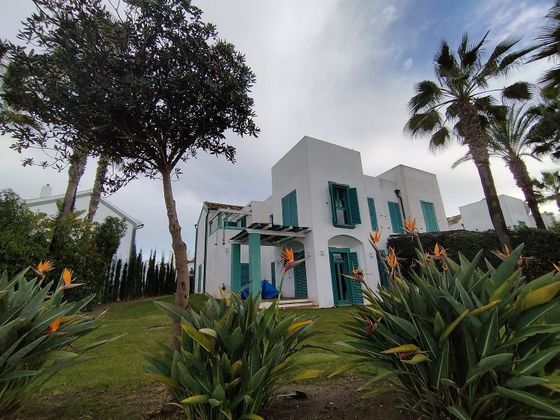Foto 1 de Casa en alquiler en calle Puerto Sotogrande de 4 habitaciones con terraza y piscina