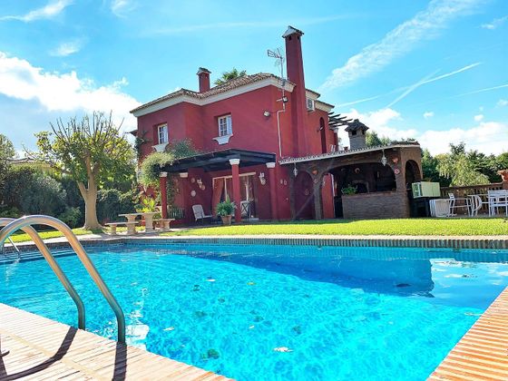 Foto 1 de Xalet en venda a calle Cortijos de 4 habitacions amb terrassa i piscina