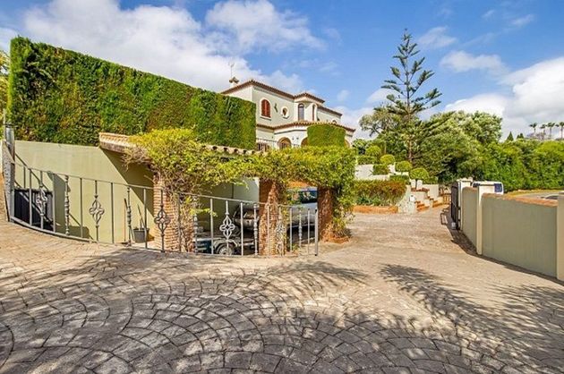 Foto 2 de Xalet en venda a calle Altos de Valderrama de 5 habitacions amb terrassa i piscina