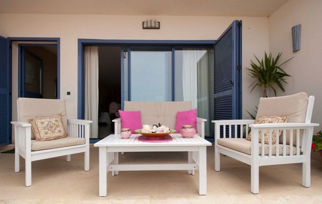 Foto 1 de Alquiler de casa adosada en Tarifa de 3 habitaciones con terraza y piscina