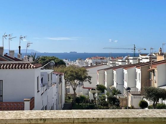Foto 2 de Dúplex en venda a Tarifa de 4 habitacions amb terrassa i garatge