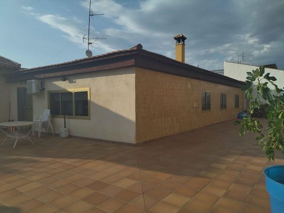 Foto 1 de Casa en venta en Purullena de 4 habitaciones con terraza y aire acondicionado