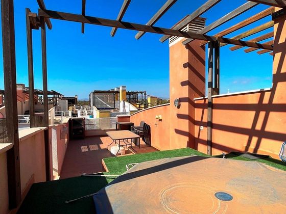 Foto 2 de Venta de ático en Las Marinas - Pueblo Laguna de 1 habitación con terraza y piscina