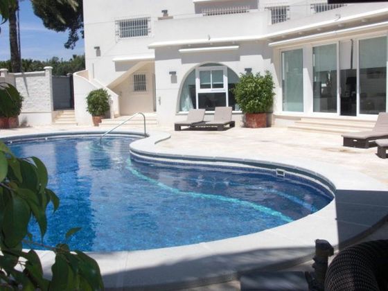 Foto 1 de Xalet en venda a Aguadulce Sur de 6 habitacions amb terrassa i piscina