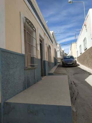 Foto 1 de Casa en venda a Alhama de Almería de 4 habitacions amb terrassa